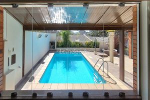 Casa à venda com 318m², 4 dormitórios, 2 suítes, 5 vagas no bairro Três Figueiras em Porto Alegre - Foto 37