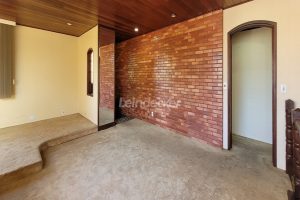 Casa à venda com 318m², 4 dormitórios, 2 suítes, 5 vagas no bairro Três Figueiras em Porto Alegre - Foto 65