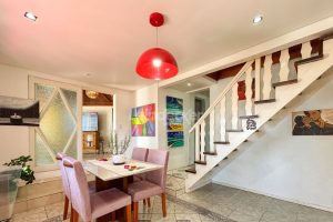 Casa à venda com 116m², 3 dormitórios, 2 vagas no bairro Jardim São Pedro em Porto Alegre - Foto 4