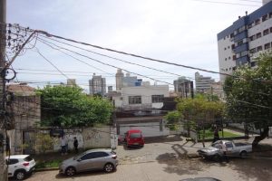 Apartamento à venda com 61m², 1 dormitório no bairro Santana em Porto Alegre - Foto 3