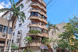 Cobertura à venda com 204m², 2 dormitórios, 1 suíte, 2 vagas no bairro Floresta em Porto Alegre - Foto 2