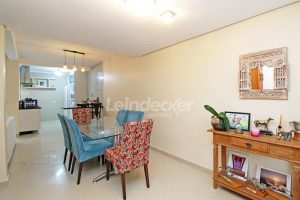 Casa em Condomínio à venda com 133m², 3 dormitórios, 1 suíte, 2 vagas no bairro Tristeza em Porto Alegre - Foto 4