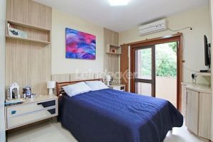 Casa em Condomínio à venda com 133m², 3 dormitórios, 1 suíte, 2 vagas no bairro Tristeza em Porto Alegre - Foto 10