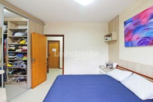 Casa em Condomínio à venda com 133m², 3 dormitórios, 1 suíte, 2 vagas no bairro Tristeza em Porto Alegre - Foto 14