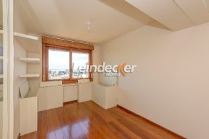 Cobertura à venda com 302m², 4 dormitórios, 1 suíte, 3 vagas no bairro Menino Deus em Porto Alegre - Foto 9