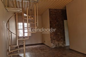 Casa à venda com 83m², 3 dormitórios, 3 vagas no bairro Petrópolis em Porto Alegre - Foto 5