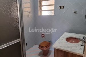 Casa à venda com 83m², 3 dormitórios, 3 vagas no bairro Petrópolis em Porto Alegre - Foto 6