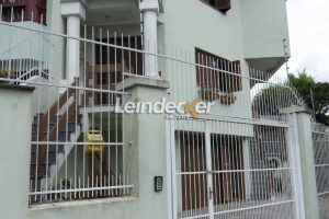 Sobrado à venda com 177m², 4 dormitórios, 1 suíte, 3 vagas no bairro Jardim Floresta em Porto Alegre - Foto 1