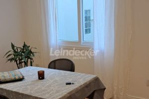 Apartamento à venda com 53m², 2 dormitórios, 1 vaga no bairro Auxiliadora em Porto Alegre - Foto 3