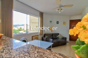 Apartamento à venda com 61m², 2 dormitórios no bairro Partenon em Porto Alegre - Foto 4