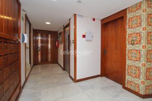 Apartamento à venda com 73m², 2 dormitórios, 1 vaga no bairro Santana em Porto Alegre - Foto 9