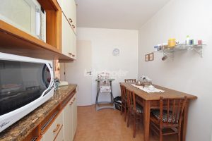 Cobertura à venda com 179m², 3 dormitórios, 1 suíte, 2 vagas no bairro Moinhos de Vento em Porto Alegre - Foto 9