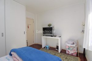 Cobertura à venda com 179m², 3 dormitórios, 1 suíte, 2 vagas no bairro Moinhos de Vento em Porto Alegre - Foto 11