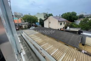 Apartamento à venda com 43m², 1 dormitório, 1 vaga no bairro Jardim do Salso em Porto Alegre - Foto 3