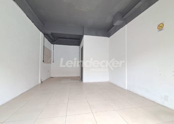 Loja para alugar com 25m², 1 vaga no bairro Azenha em Porto Alegre