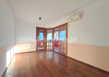 Apartamento para alugar com 86m², 2 dormitórios, 1 vaga no bairro Petrópolis em Porto Alegre