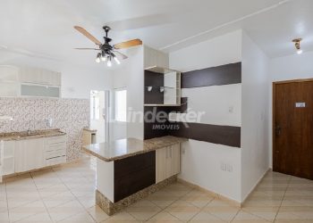 Apartamento para alugar com 64m², 3 dormitórios no bairro Santa Cecilia em Porto Alegre