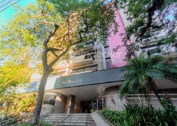 Conjunto para alugar com 164m², 4 vagas no bairro Três Figueiras em Porto Alegre