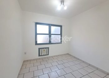 JK para alugar com 25m², 1 dormitório no bairro Centro em Porto Alegre