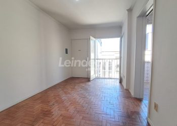 Apartamento para alugar com 60m², 2 dormitórios no bairro Rio Branco em Porto Alegre