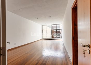 Sala para alugar com 46m² no bairro Independência em Porto Alegre