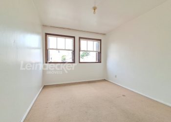 JK para alugar com 30m², 1 dormitório no bairro Centro em Porto Alegre