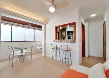 Apartamento para alugar com 41m², 1 dormitório, 1 vaga no bairro São João em Porto Alegre