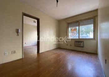 Apartamento para alugar com 38m², 1 dormitório no bairro Centro em Porto Alegre