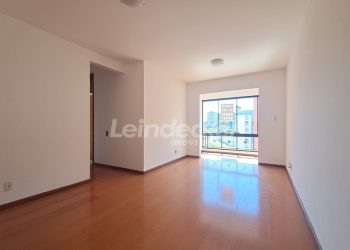 Apartamento para alugar com 73m², 3 dormitórios, 2 vagas no bairro Chácara das Pedras em Porto Alegre