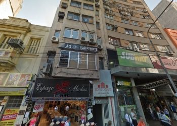 Sala para alugar com 44m² no bairro Centro em Porto Alegre