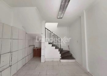 Loja para alugar com 56m² no bairro Floresta em Porto Alegre