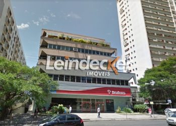 Conjunto para alugar com 1.441m², 6 vagas no bairro Independência em Porto Alegre
