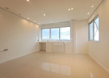 Sala para alugar com 36m², 1 vaga no bairro Jardim Botânico em Porto Alegre