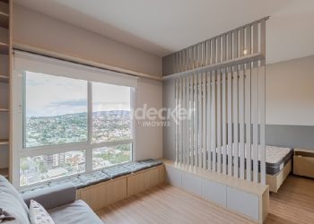 Apartamento para alugar com 37m², 1 dormitório, 1 vaga no bairro Três Figueiras em Porto Alegre