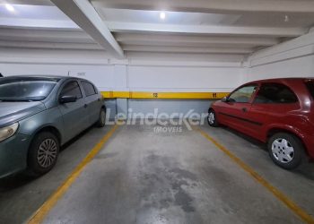 Box para alugar no bairro Vila Jardim em Porto Alegre