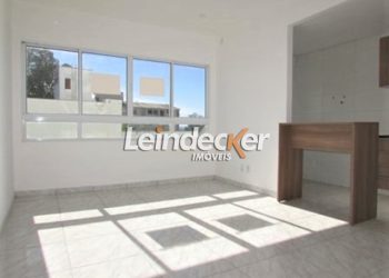 Apartamento para alugar com 49m², 2 dormitórios, 1 vaga no bairro Mário Quintana em Porto Alegre