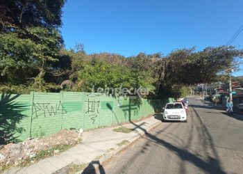 Terreno para alugar com 1.000m² no bairro Cavalhada em Porto Alegre