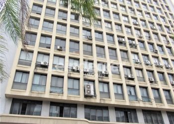 Sala para alugar com 70m² no bairro Floresta em Porto Alegre