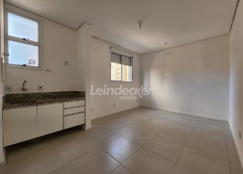 JK para alugar com 35m², 1 dormitório no bairro Centro em Porto Alegre