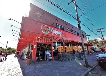 Sala para alugar com 80m² no bairro Belem Novo em Porto Alegre