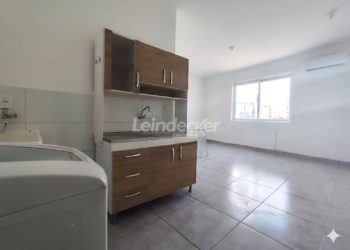 JK para alugar com 23m² no bairro Cavalhada em Porto Alegre