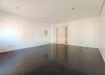 Sala para alugar com 32m² no bairro Auxiliadora em Porto Alegre