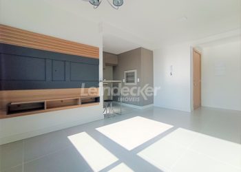 Apartamento para alugar com 75m², 3 dormitórios, 1 vaga no bairro Farroupilha em Porto Alegre