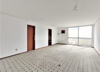 Sala para alugar com 45m² no bairro Floresta em Porto Alegre