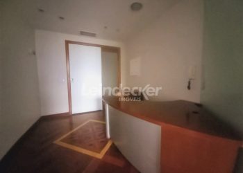 Sala para alugar com 35m², 2 vagas no bairro Cidade Baixa em Porto Alegre