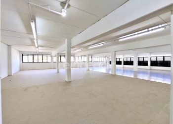 Andar para alugar com 400m², 1 vaga no bairro Vila Jardim em Porto Alegre