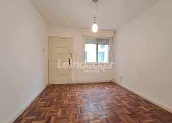 Apartamento para alugar com 75m², 4 dormitórios, 1 vaga no bairro Passo d'Areia em Porto Alegre