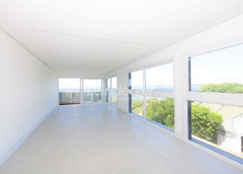 Cobertura para alugar com 324m², 3 dormitórios, 4 vagas no bairro Vila Assunção em Porto Alegre