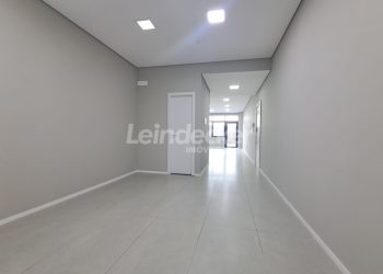 Sala para alugar com 50m² no bairro Centro em Canoas