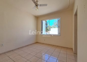 Apartamento para alugar com 38m², 1 dormitório no bairro Menino Deus em Porto Alegre
